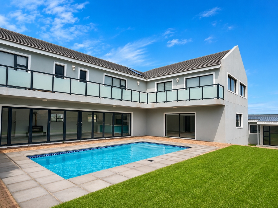 5 Bedroom Property for Sale in Myburgh Park Western Cape